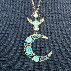 🌟🌙 Gorgeous Crescent Jewelled Sweater Necklace